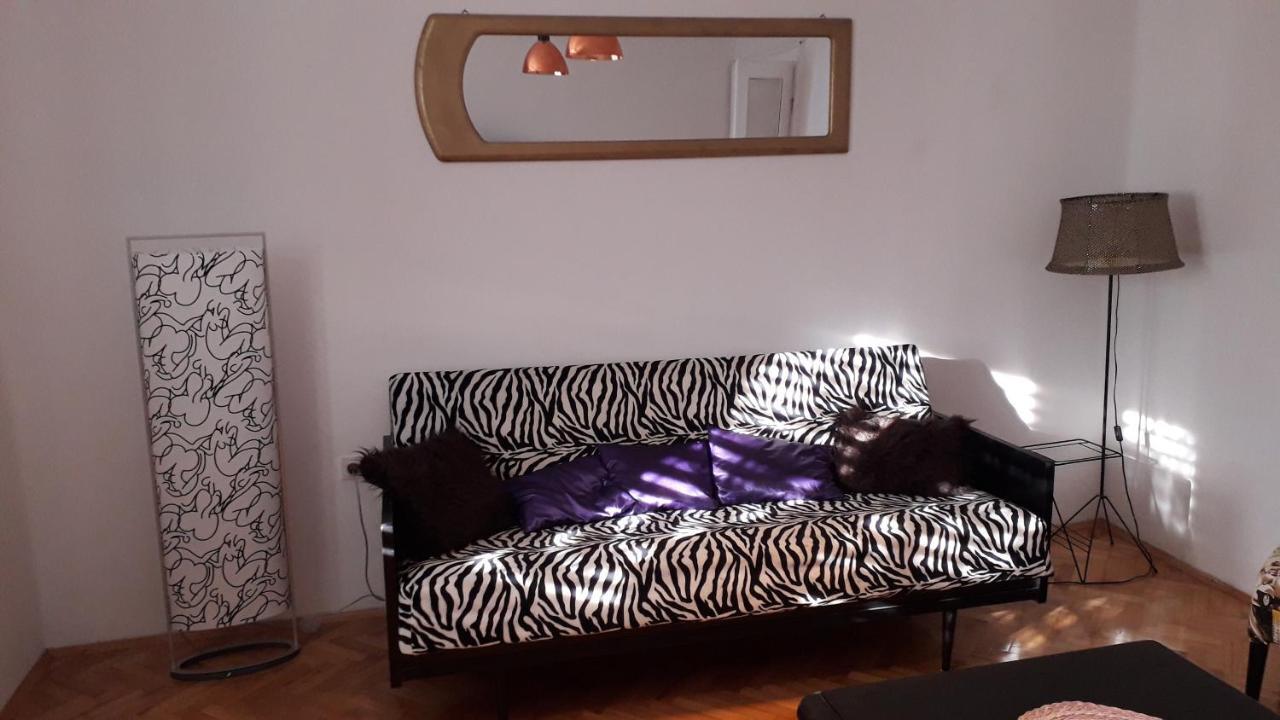 Apartman Pem Pula Exterior photo